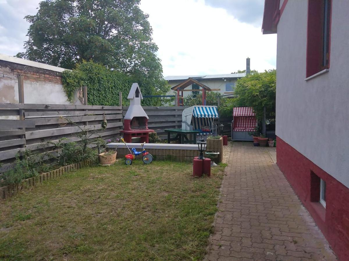 Ferienhaus Badetz 外观 照片